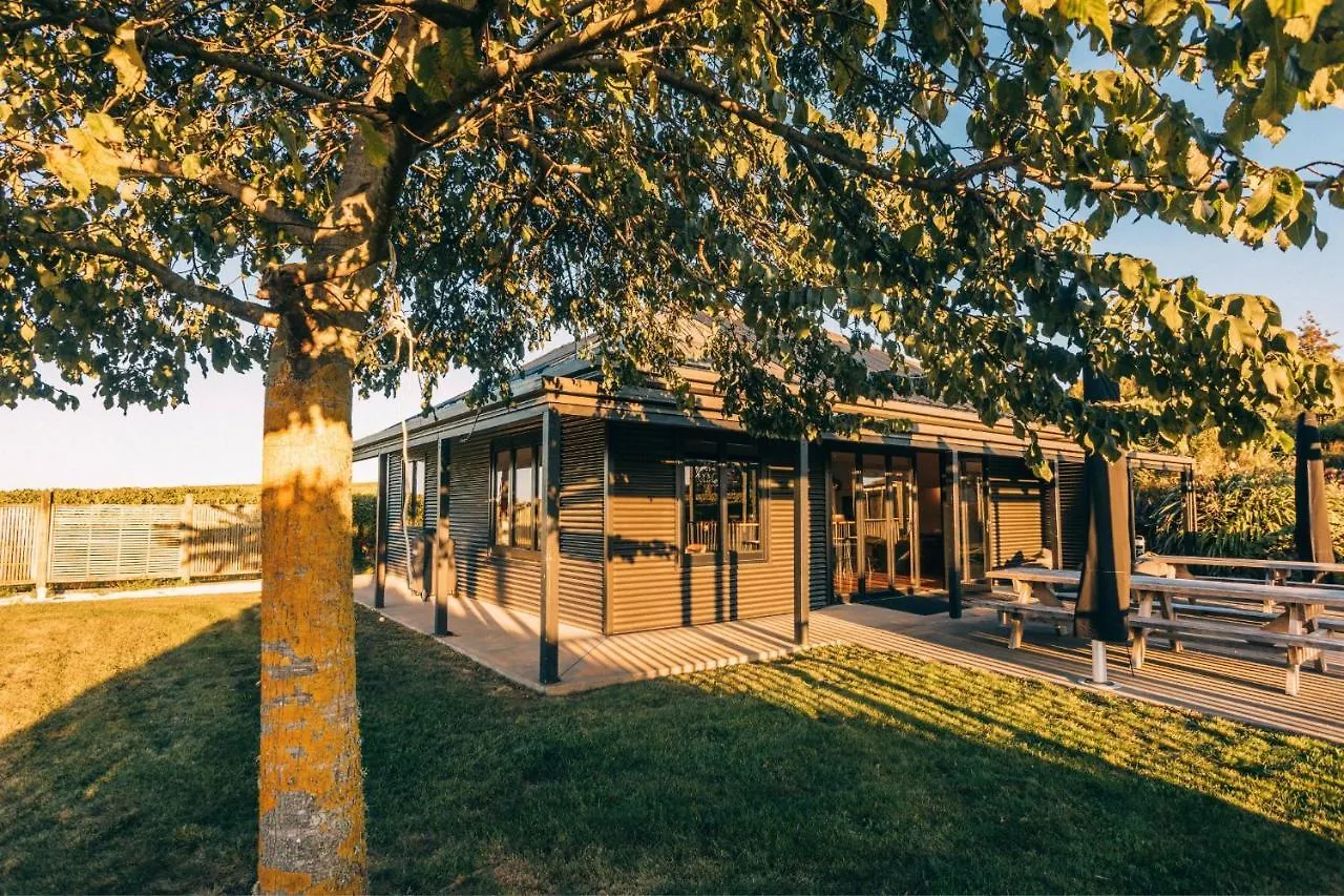 The Cellar Door - Blenheim Holiday Home