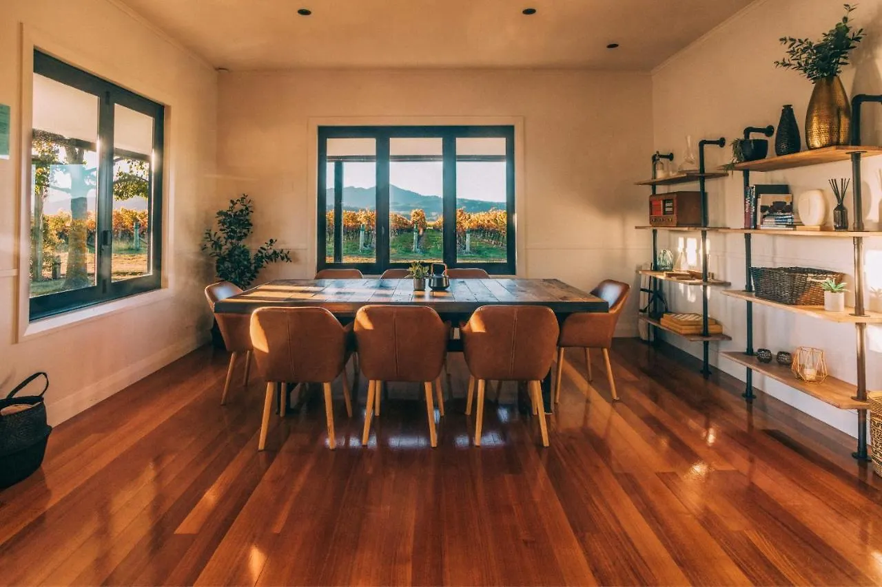 The Cellar Door - Blenheim Holiday Home